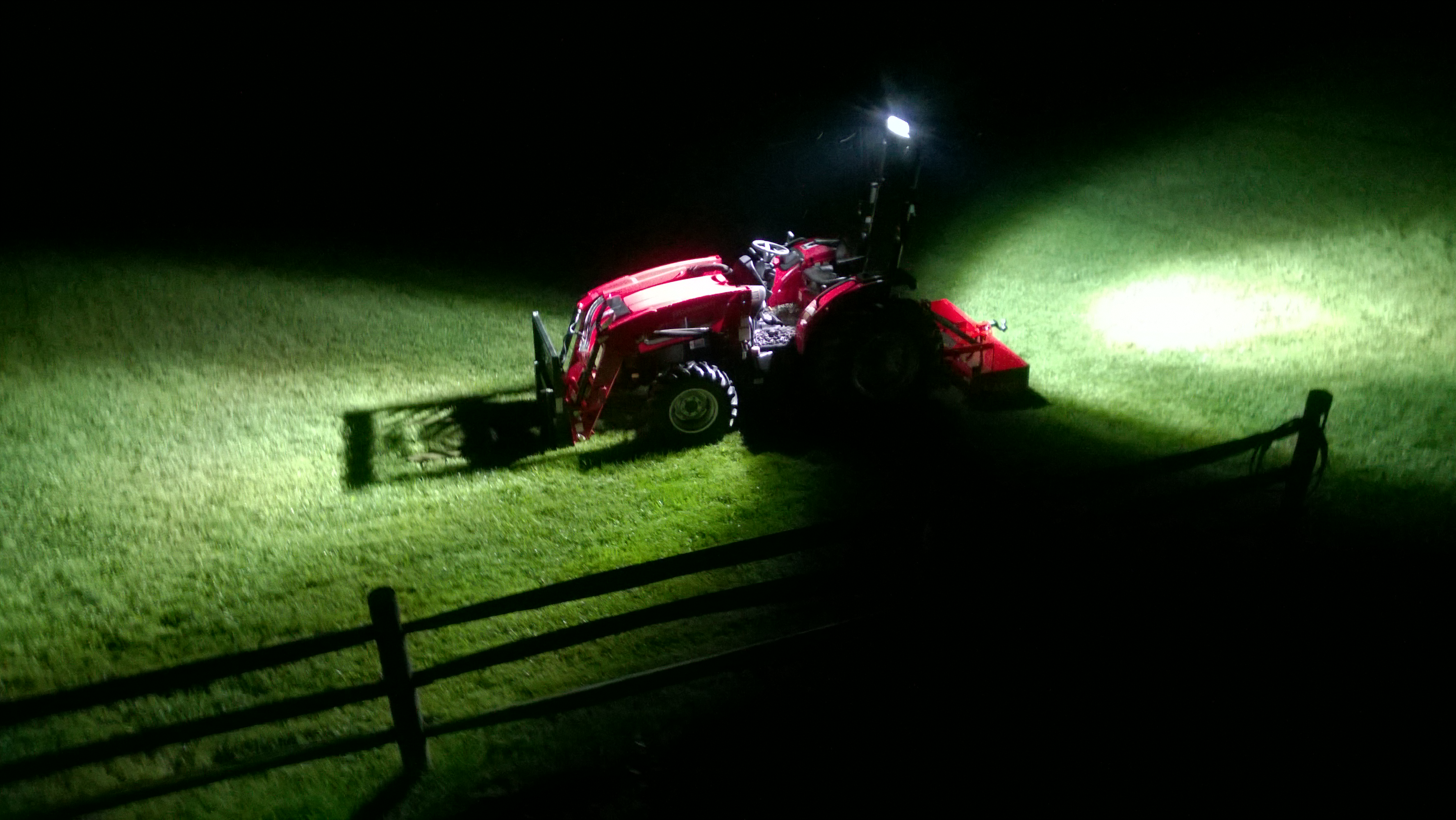 Lightbars%20in%20Dark.jpg